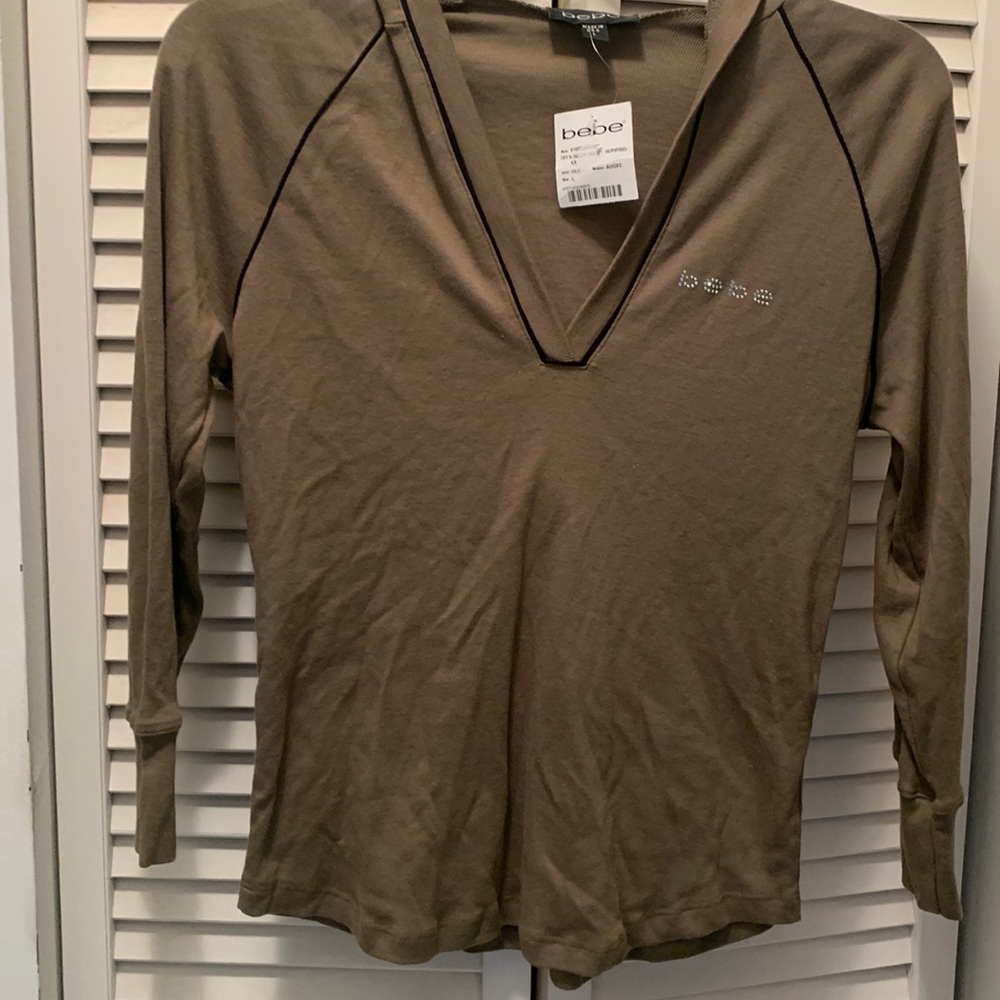 🎀BeBe Olive Green Pull Over Hoodie🎀